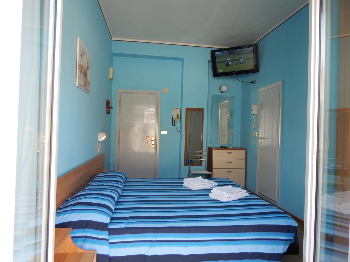 Hotel Vera Riccione Dış mekan fotoğraf