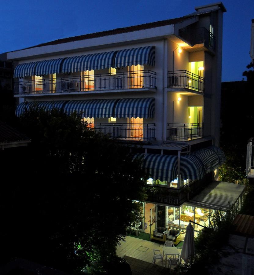 Hotel Vera Riccione Dış mekan fotoğraf